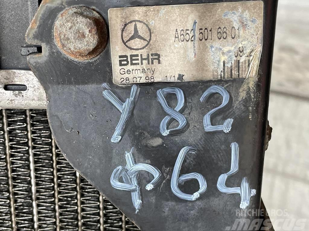 Mercedes-Benz ΨΥΓΕΙΟ ΝΕΡΟΥ BEHR Náhradní díly nezařazené