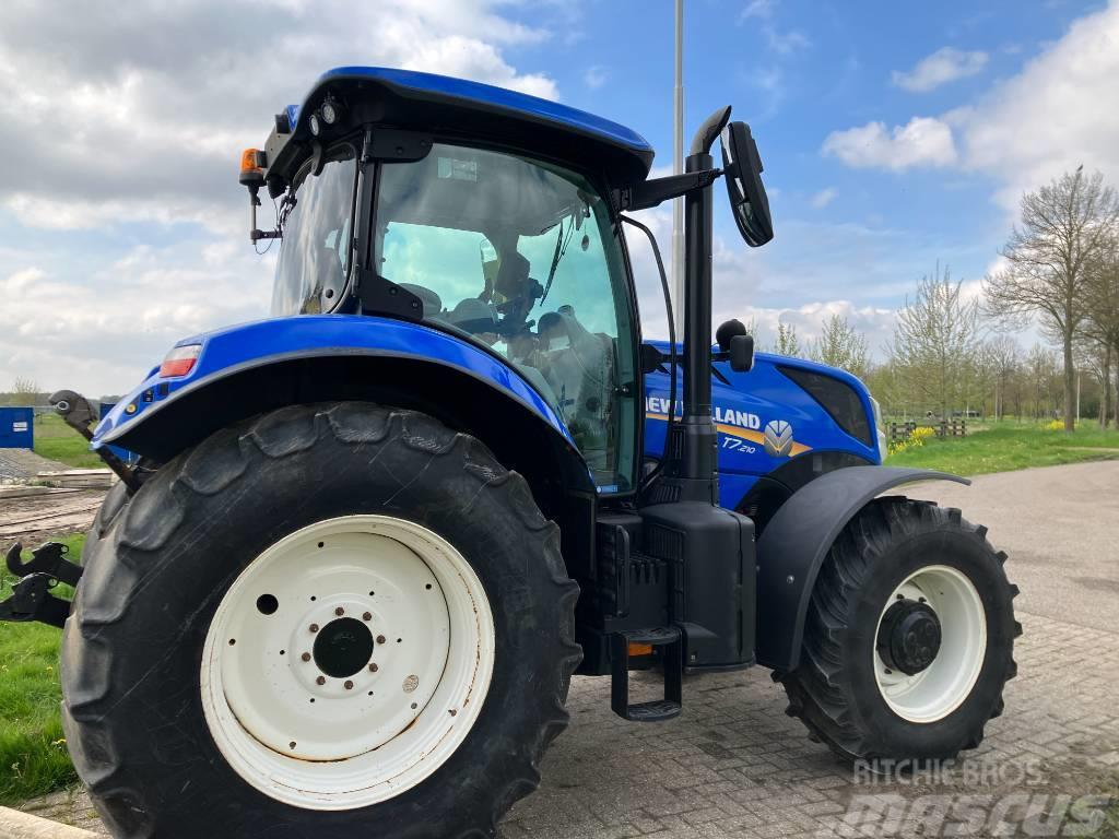 New Holland T 7.210 PC Traktory