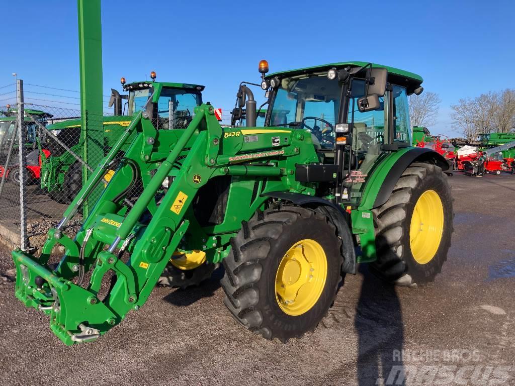 John Deere 5115 M Traktory