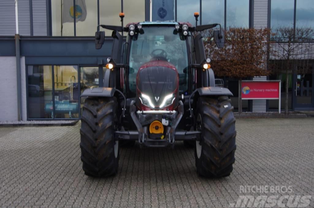 Valtra N155ED Traktory