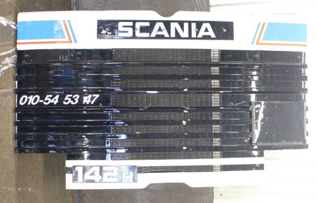 Scania 142 H frontlucka Kabiny a interiér