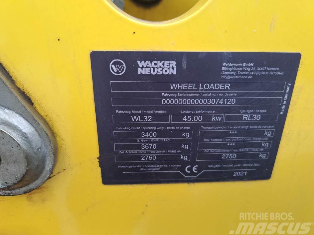 Wacker Neuson WL32 Kolové nakladače