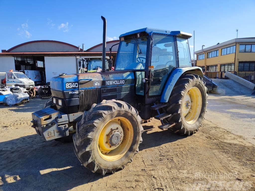 New Holland 8340 Traktory