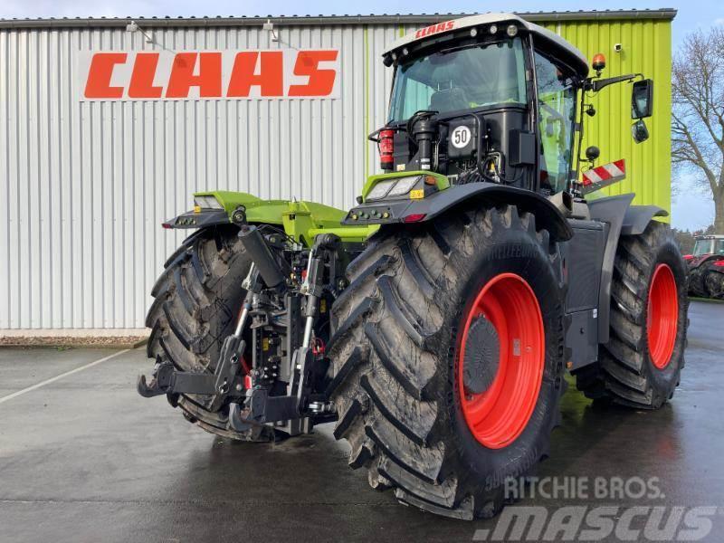 CLAAS XERION 4200 TRAC VC Traktory