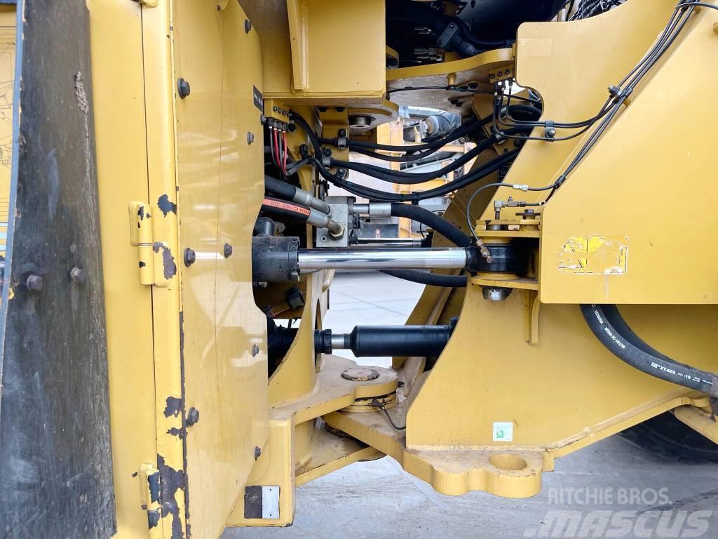 CAT 966M XE - Excellent Condition / Well Maintained Kolové nakladače