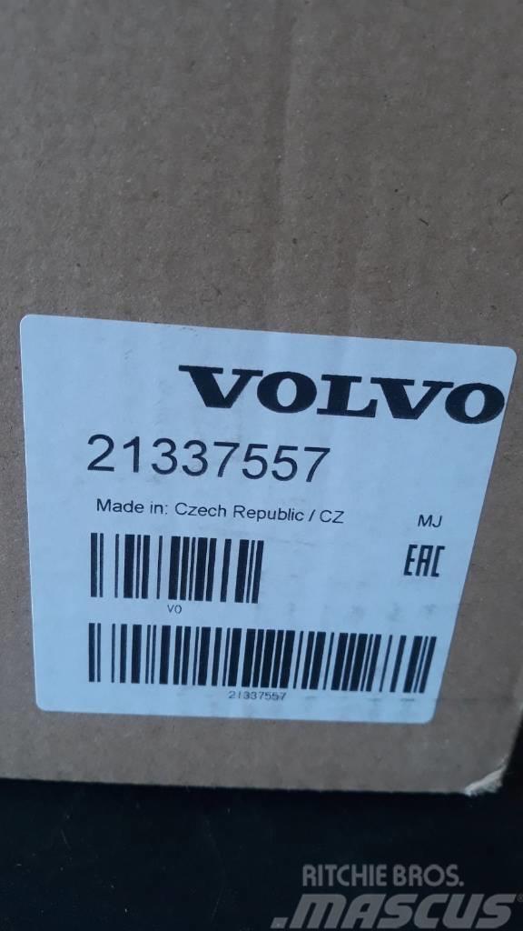 Volvo AIR FILTER 21337557 Motory
