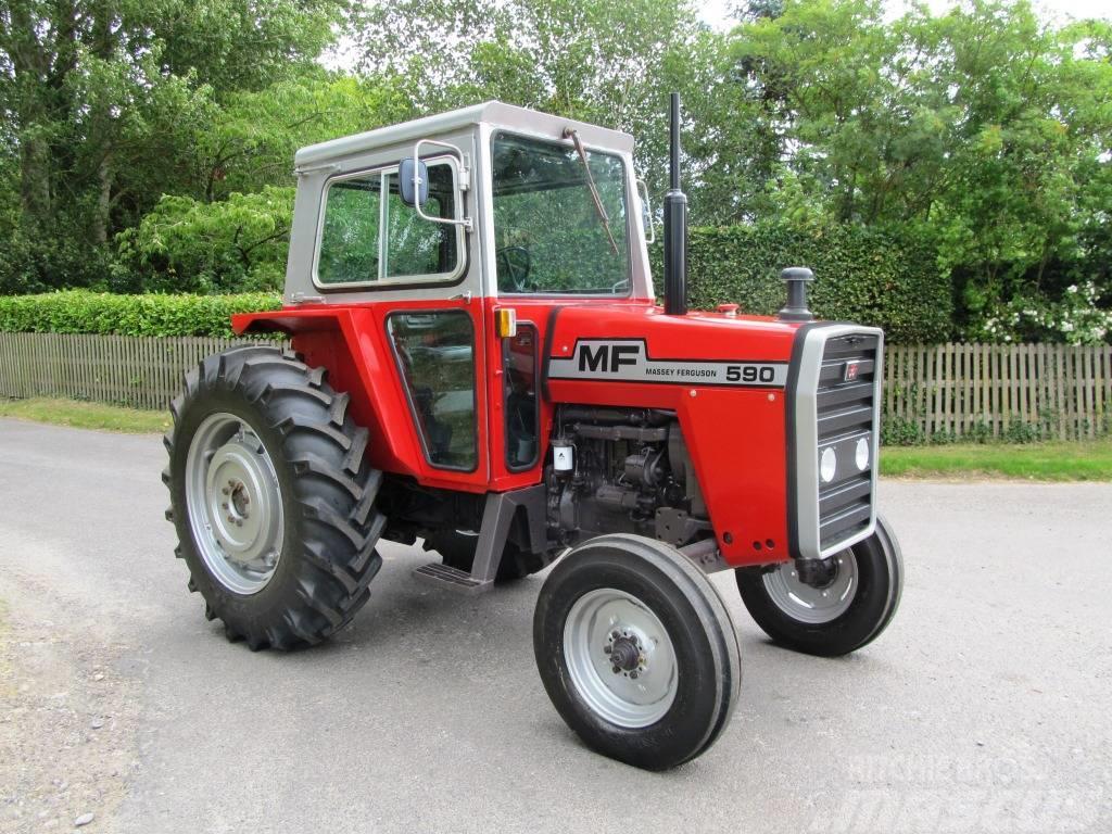 Massey Ferguson 590 Traktory