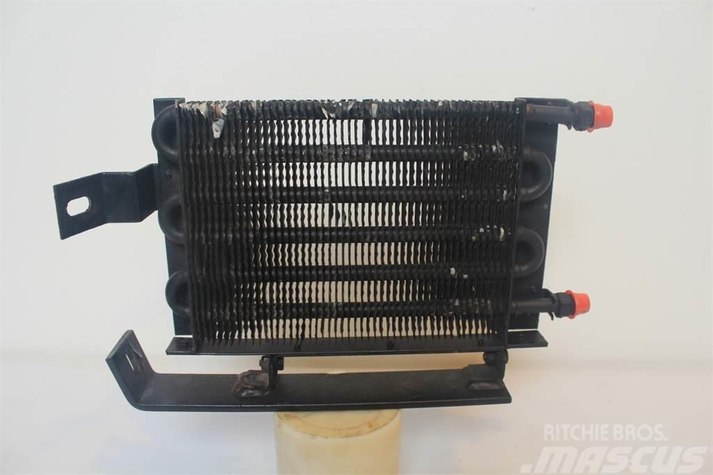 Massey Ferguson 8240 Oil Cooler Motory