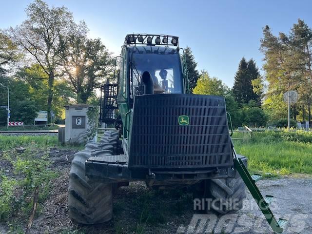John Deere 1510 E Vyvážecí traktory