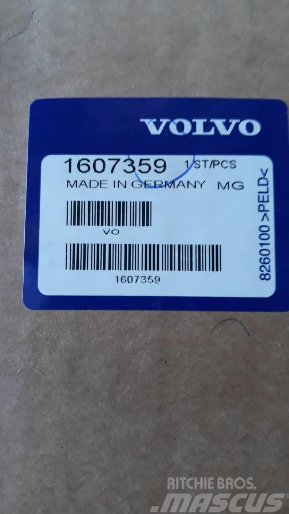 Volvo STEERING WHEEL 1607359 Kabiny a interiér