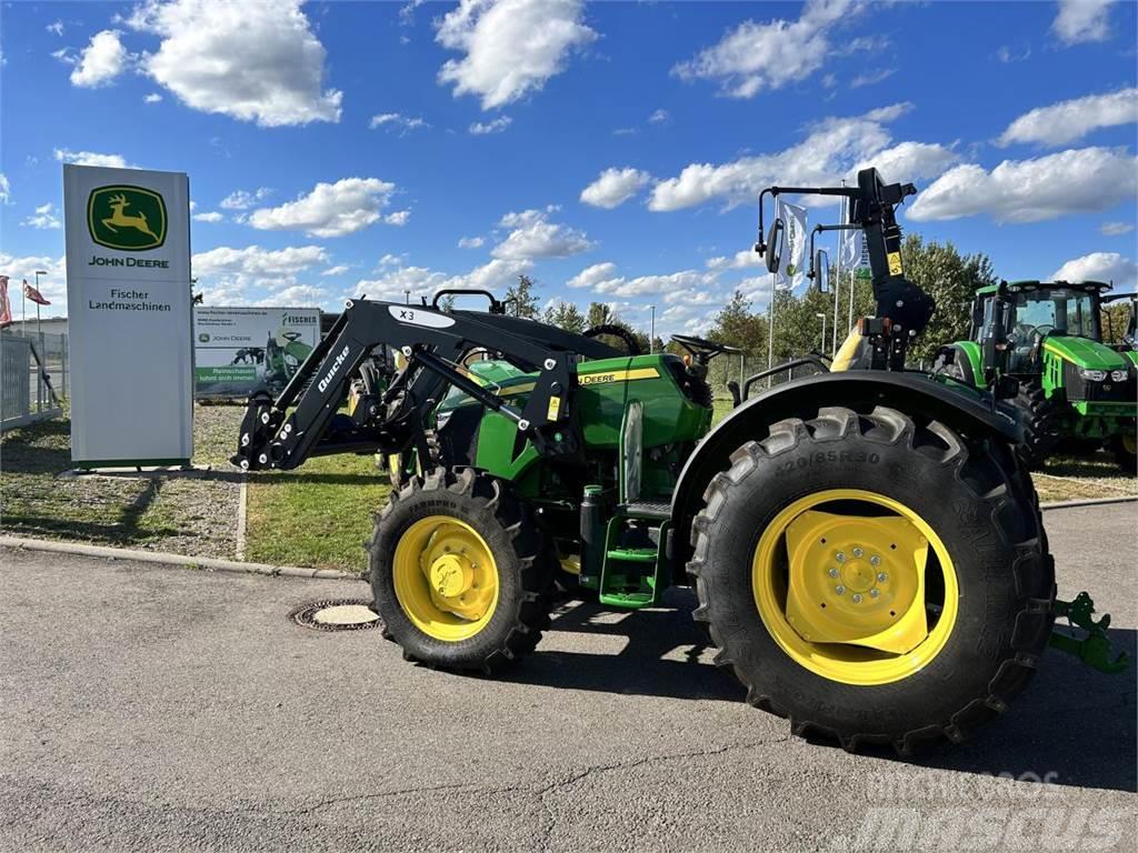 John Deere 5067E OOS Traktory