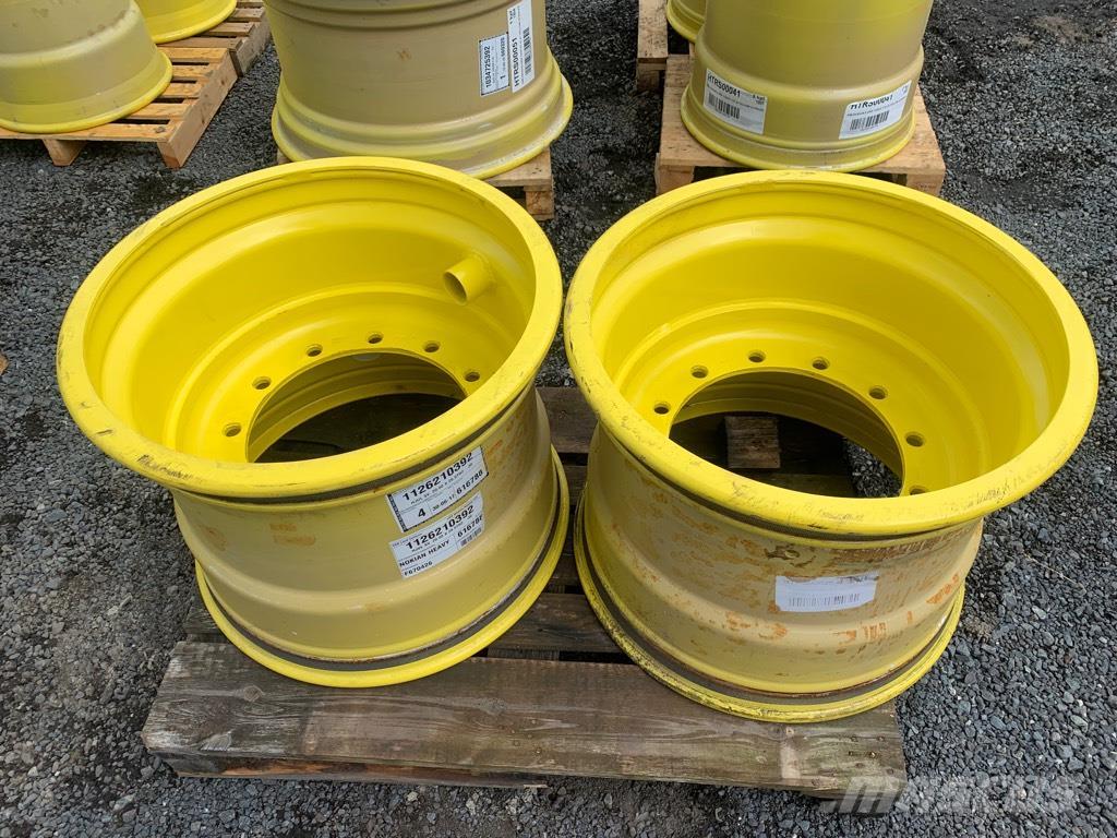 John Deere Wheel Rim 20X26,5 (600X26,5) Pneumatiky, kola a ráfky