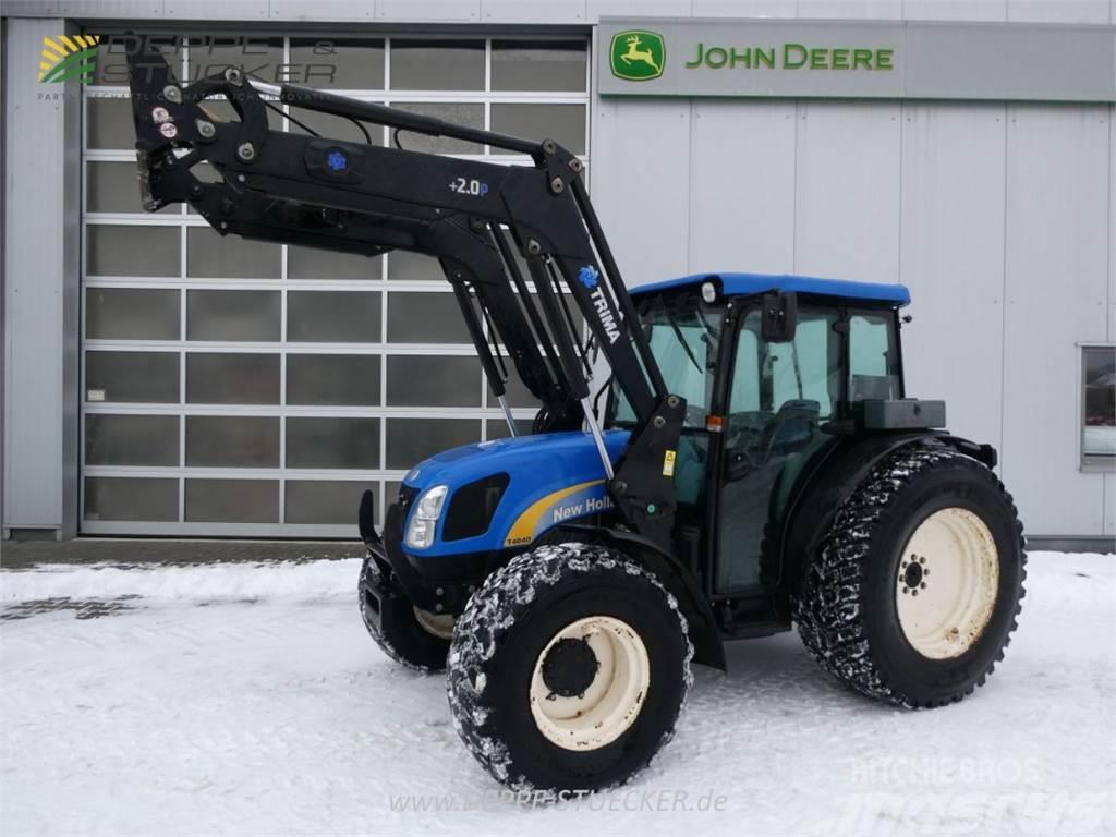 New Holland T4040 Deluxe Traktory