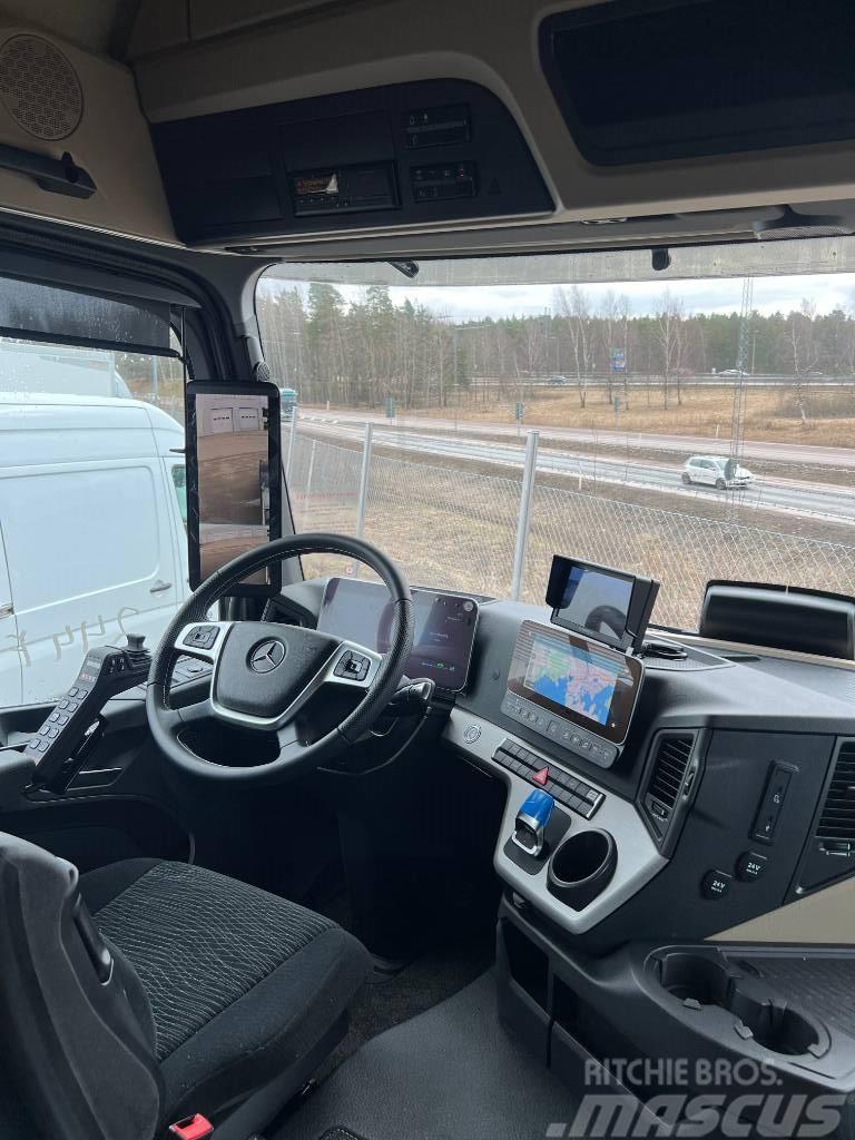 Mercedes-Benz Actros 2853 Finns för omgående leverans Hákový nosič kontejnerů