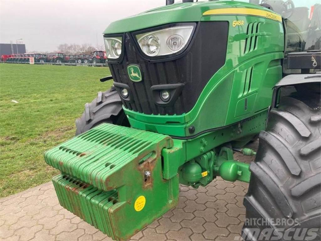 John Deere 6145R Traktory