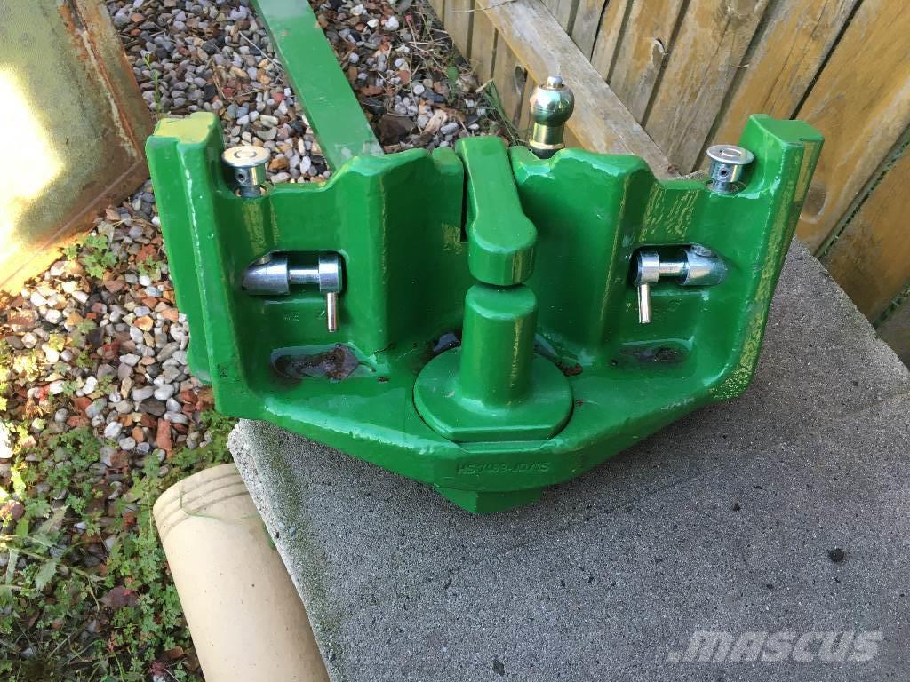 John Deere 8345 R Další