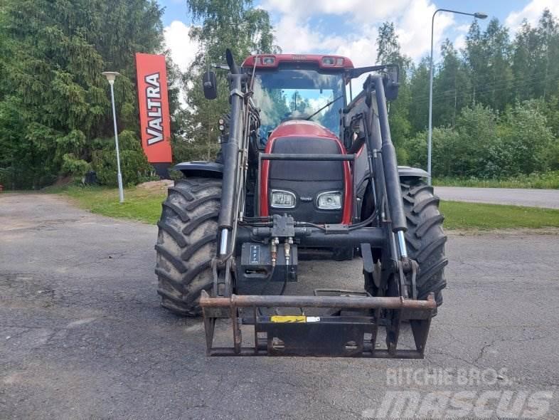 Valtra T120 Traktory