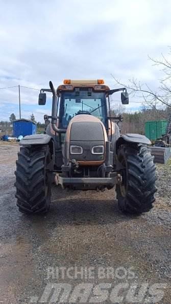 Valtra T190 Traktory