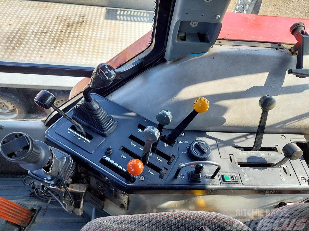 Case IH 5120 MAXXUM Traktory