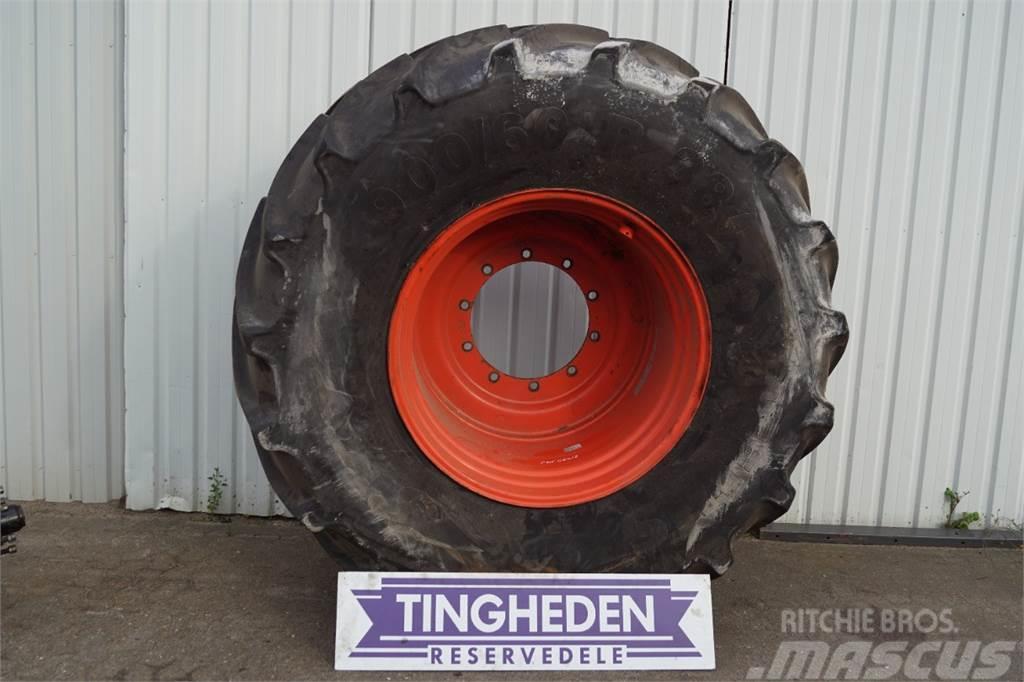  38 900/60R38 Tyres, wheels and rims