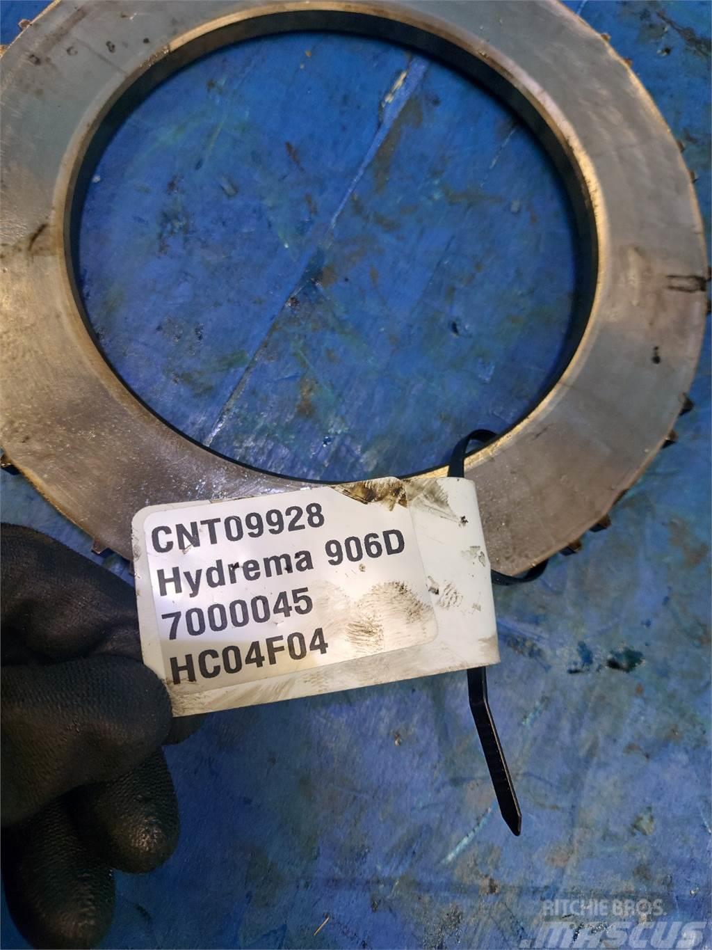Hydrema 906D Převodovka