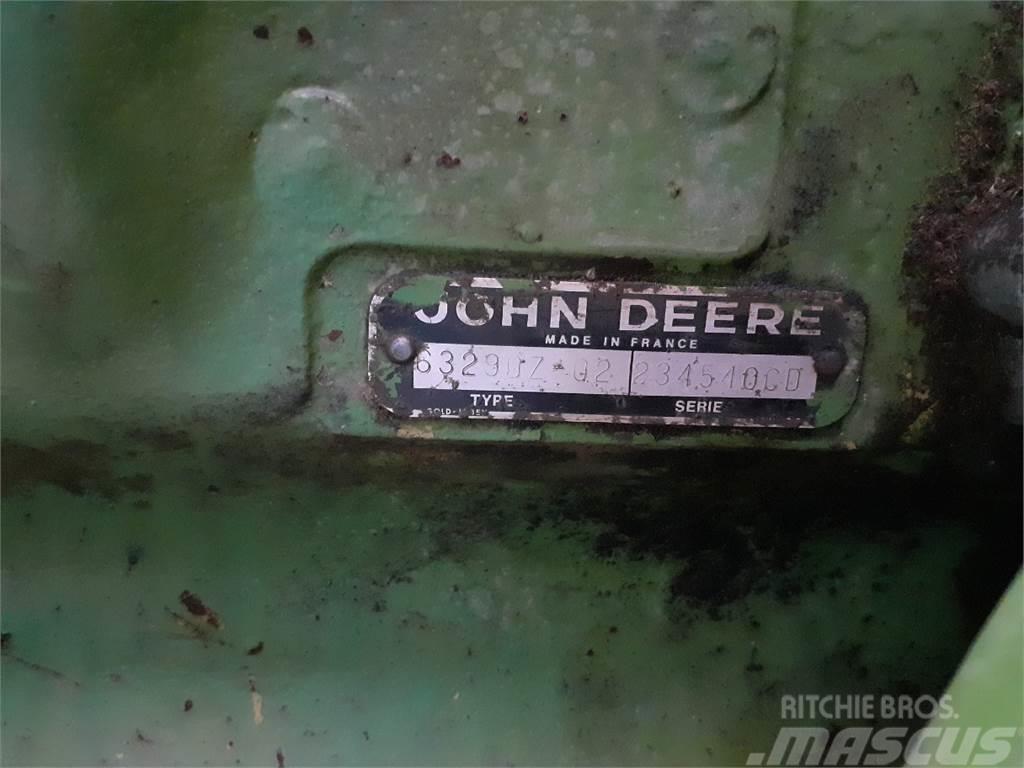 John Deere 6329 Motory