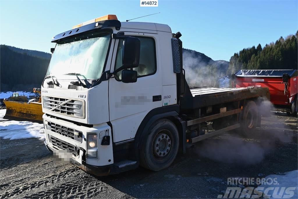 Volvo FM300 4x2 Machine freight/flatbed truck rep. objec Valníky/Sklápěcí bočnice