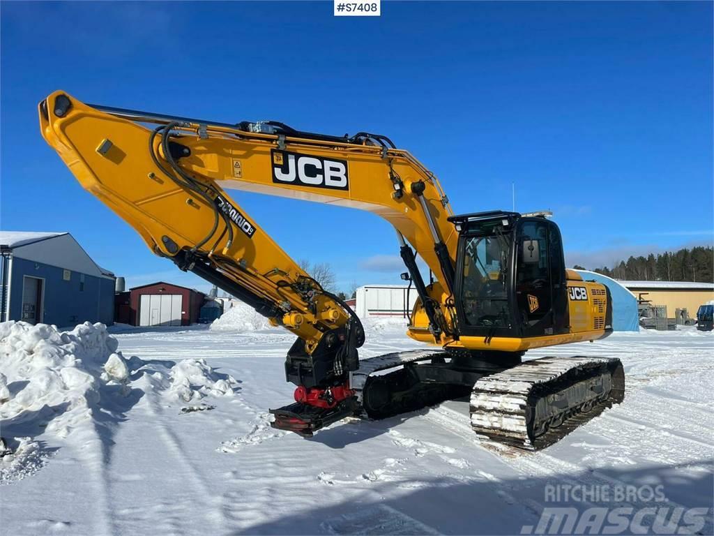 JCB JS 220 LC Excavator Pásová rýpadla