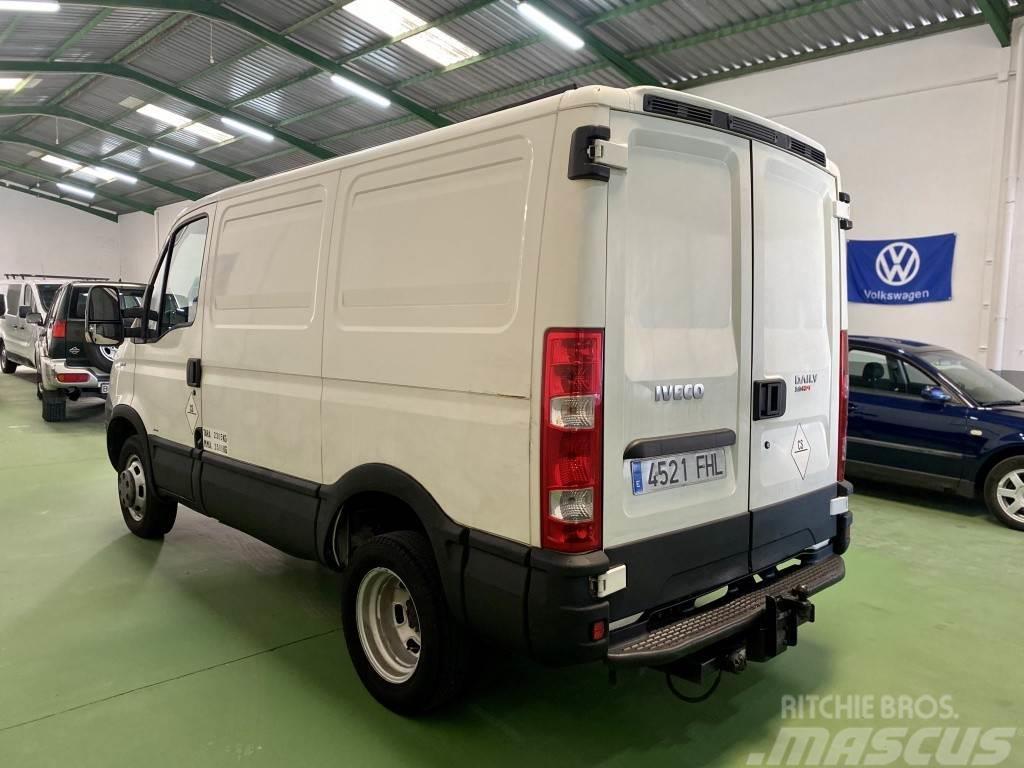 Iveco Daily Frontis 35S18CC Transversal 3750RS Panel vans