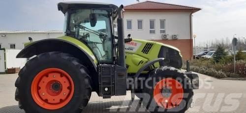 CLAAS Axion 830 Traktory