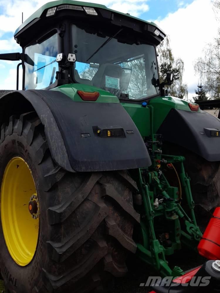 John Deere 8R 340 Traktory