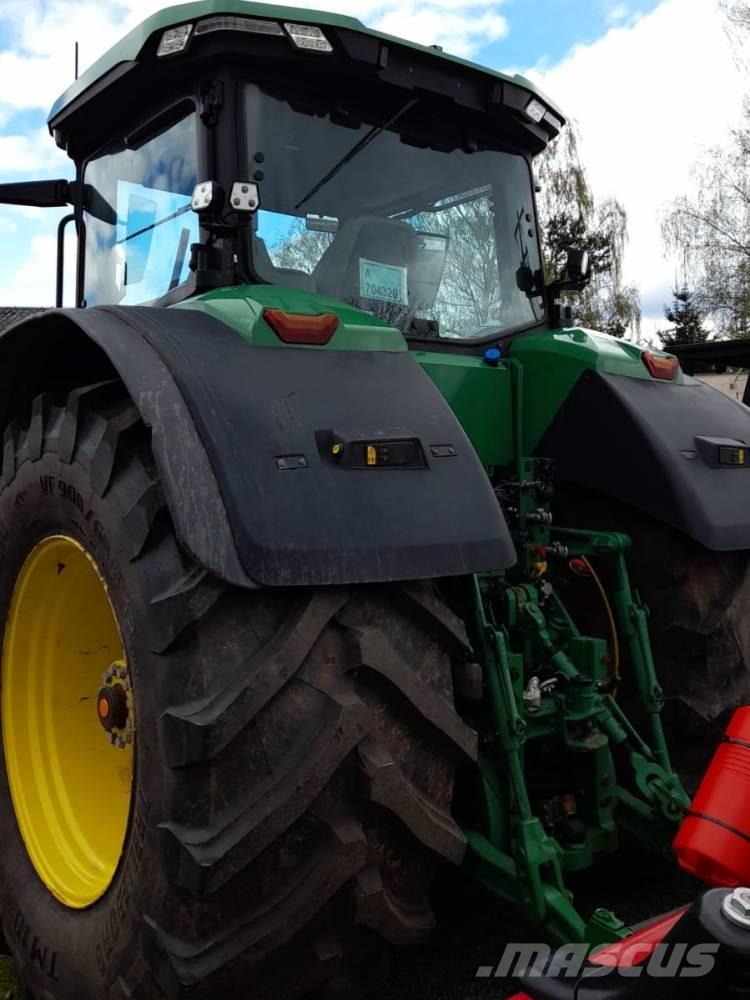 John Deere 8R 340 Tractors