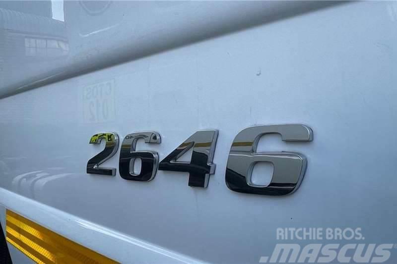 Mercedes-Benz Actros 2646 6x4 TT Další