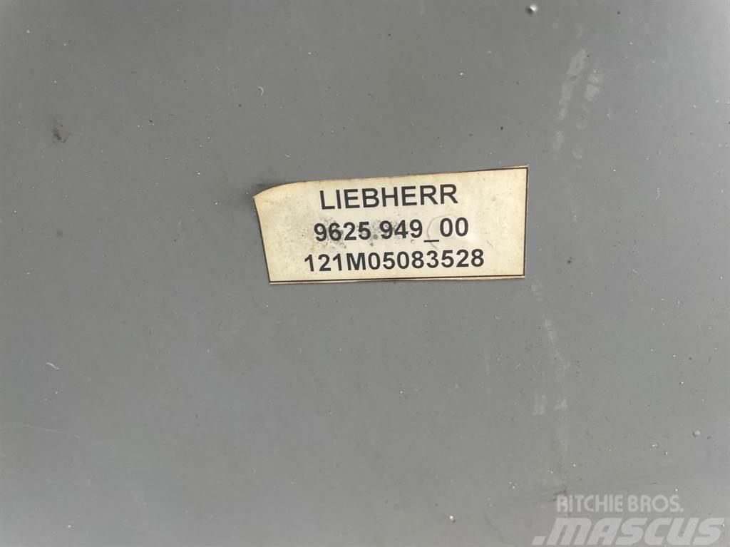 Liebherr A934C-9625949-Stair panel/Trittstufen/Traptreden Podvozky a zavěšení kol