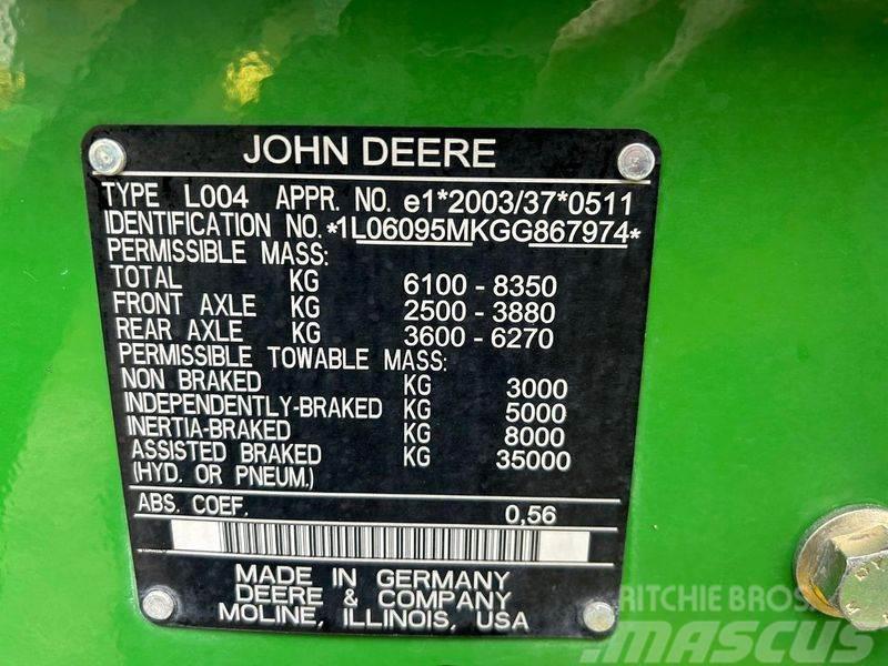 John Deere 6095MC Traktory