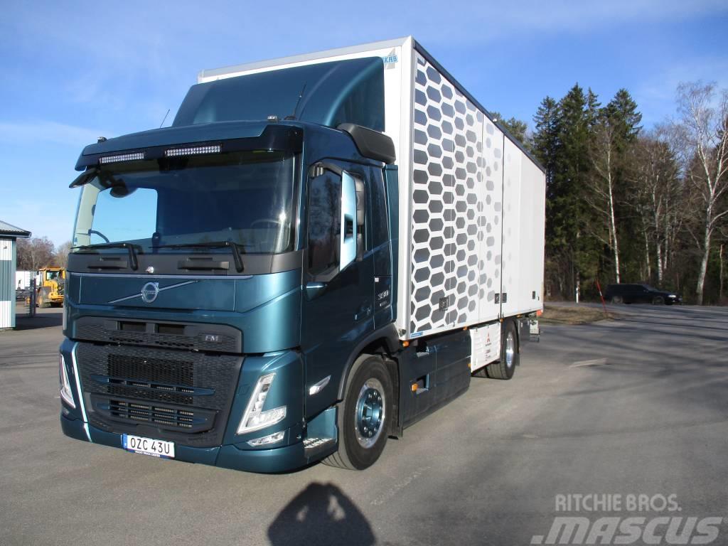 Volvo med Kylsskåp 2021 års OBS Miltal 1810 mil Fm 330 4 Chladírenské nákladní vozy
