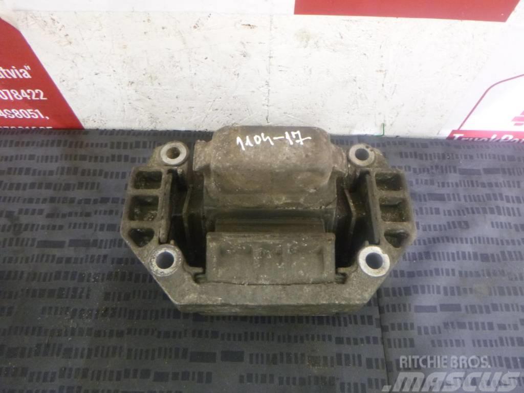 Scania R440 Gearbox support 1782203 Převodovky