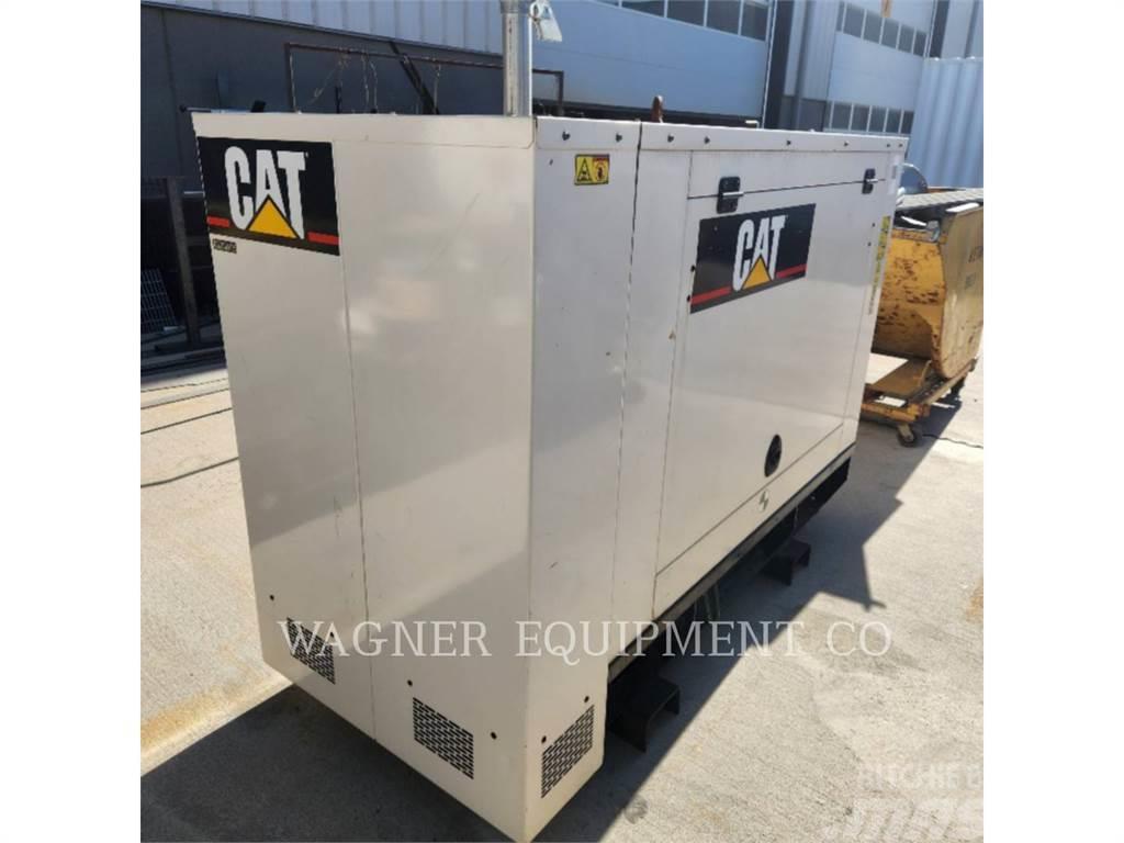 CAT D30-8 Naftové generátory