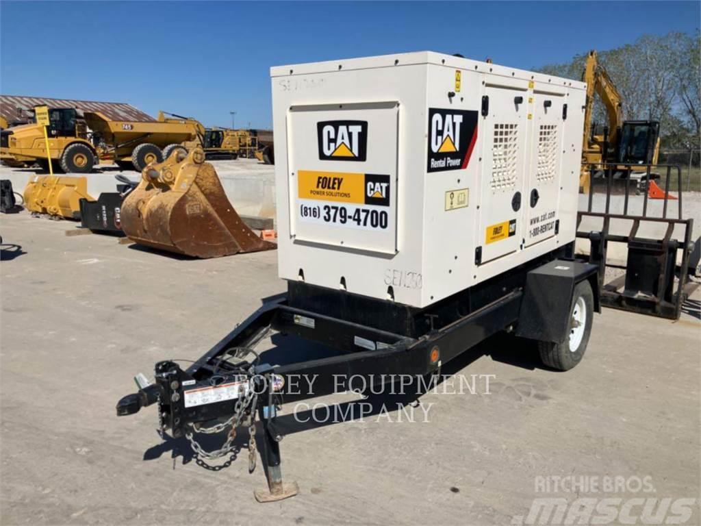 CAT XQ35KVA Ostatní generátory