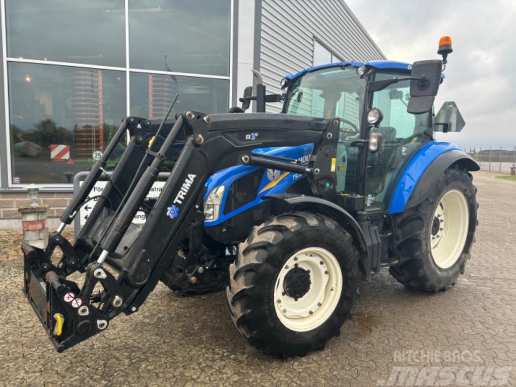 New Holland T5.85 med Trima Q3M Traktory