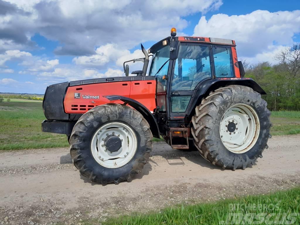 Valmet 8450 Traktory