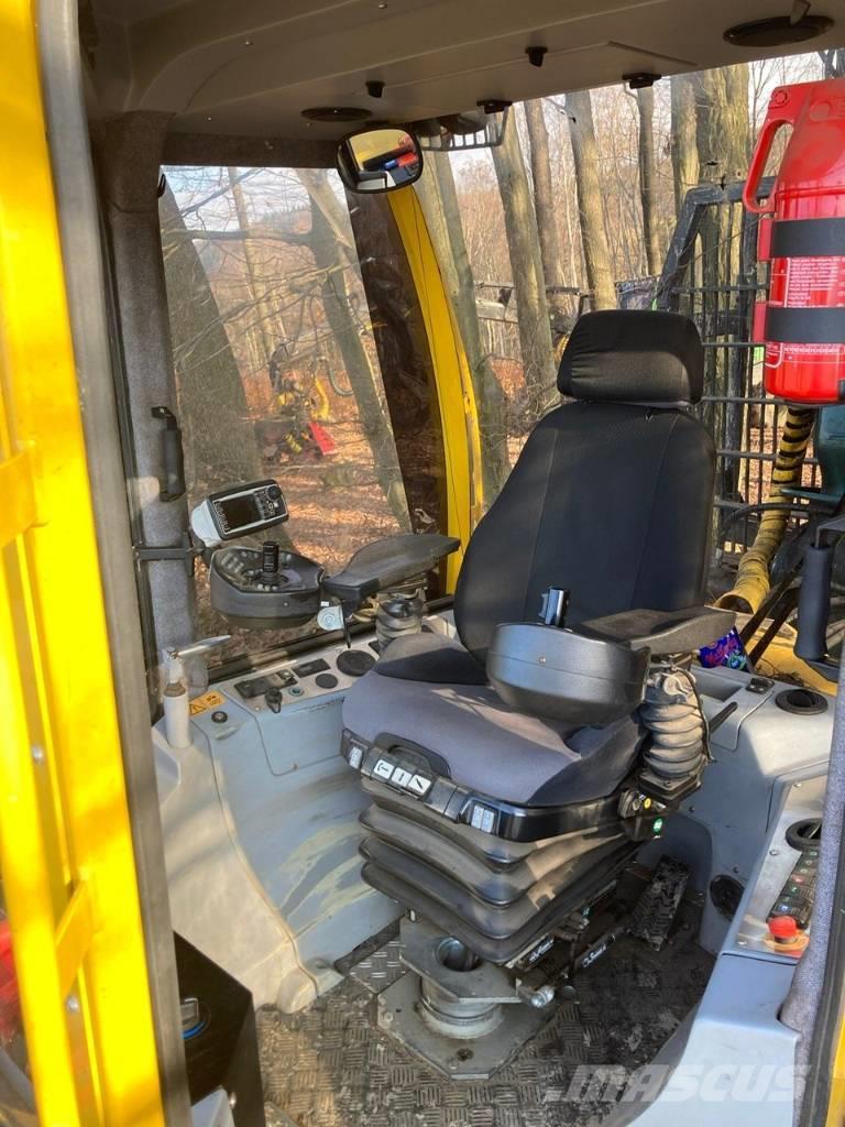 HSM 208 F 12tun Vyvážecí traktory