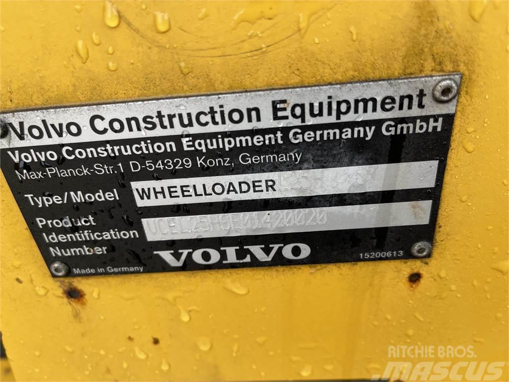 Volvo L25H Kolové nakladače