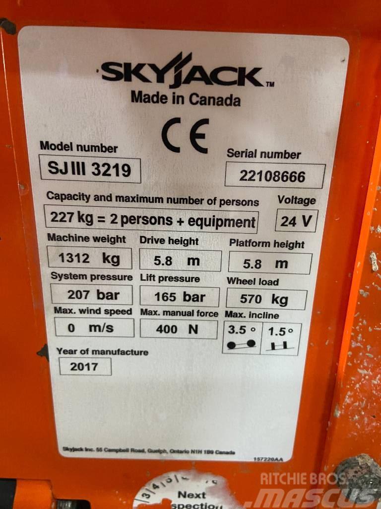 SkyJack SJ 3219 schaarhoogwerker 7,8m hoogwerker Nůžková zvedací plošina