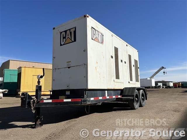 CAT XQ300 - 240 kW - JUST ARRIVED Naftové generátory