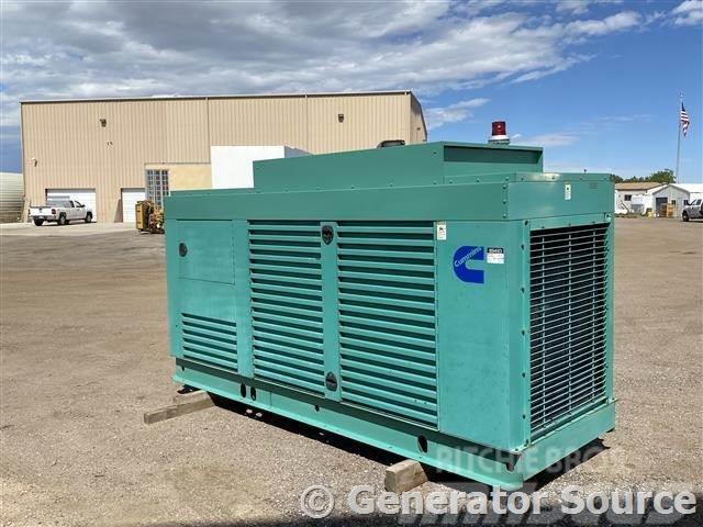 Cummins 400 kW - JUST ARRIVED Naftové generátory