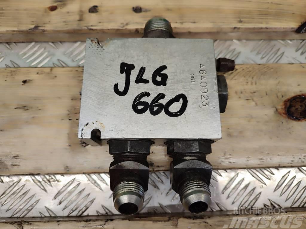 JLG Flow divider valve 4640923 JLG 660 Hydraulika