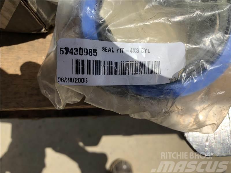 Epiroc (Atlas Copco) Cylinder Seal Kit - 57430895 Ostatní komponenty