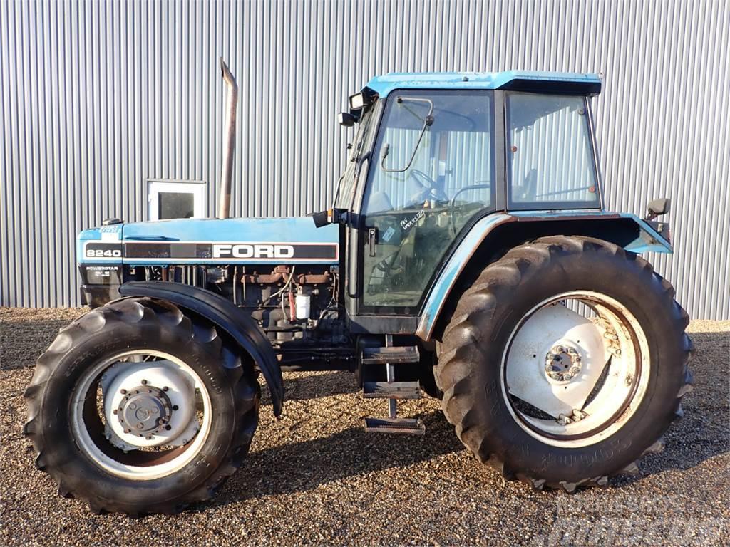 New Holland 8240 Traktory