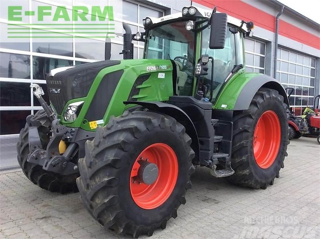 Fendt 828 vario s4 profi plus Traktory